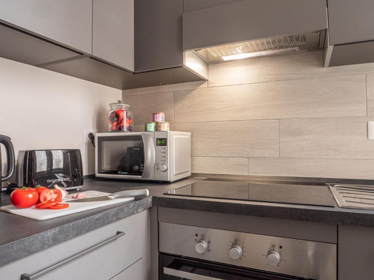 Apartment The Rent - With Balcony In Downtown Milan